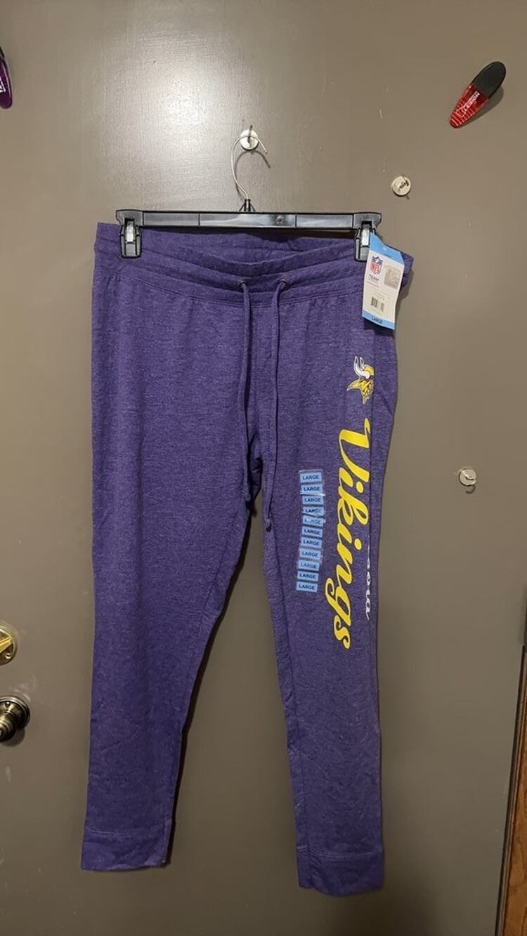 NFL Team Apparel Vikings Ladies Sweatpants - Womans Large